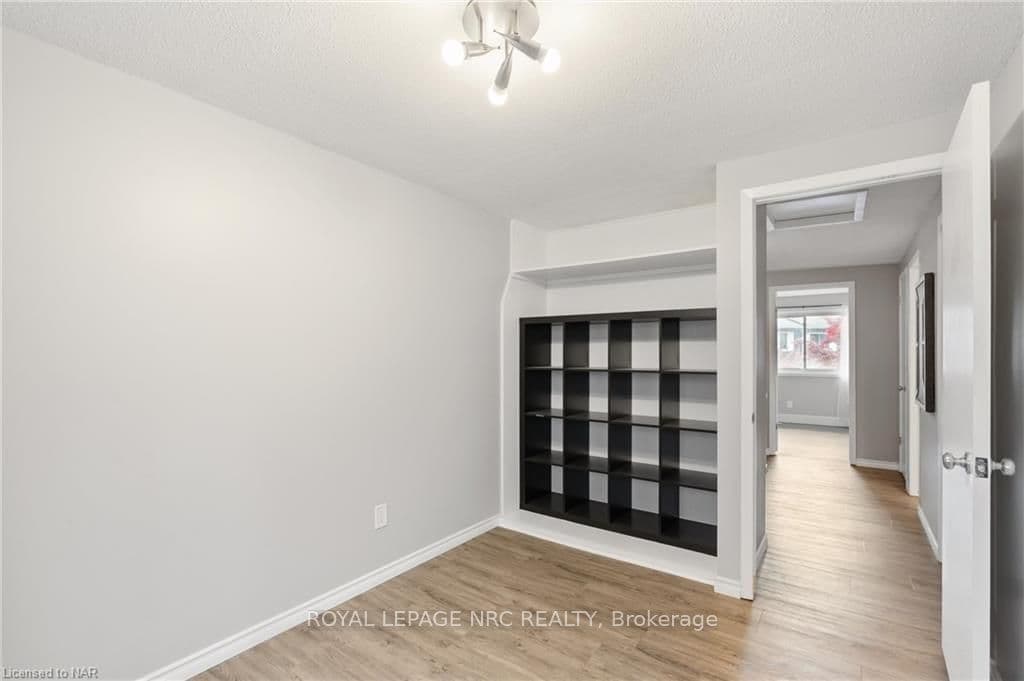 77 LINWELL Road Unit 30 photo 21