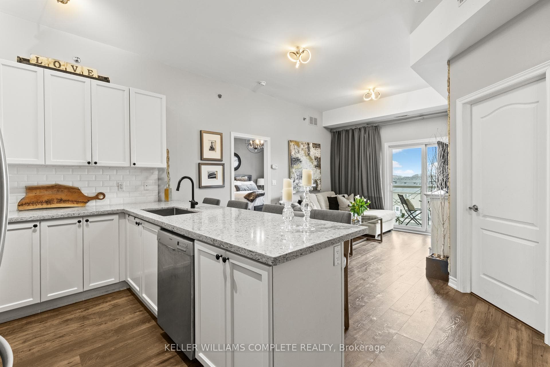 1370 Costigan Road Unit 412 photo 6