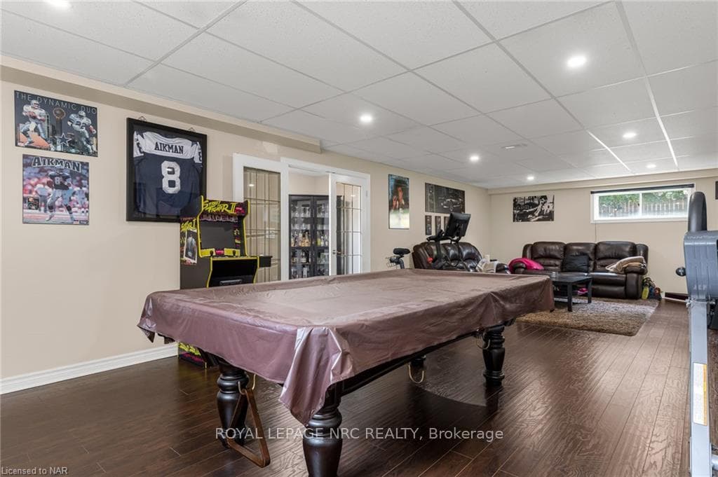 82 WELLANDVALE Drive photo 31