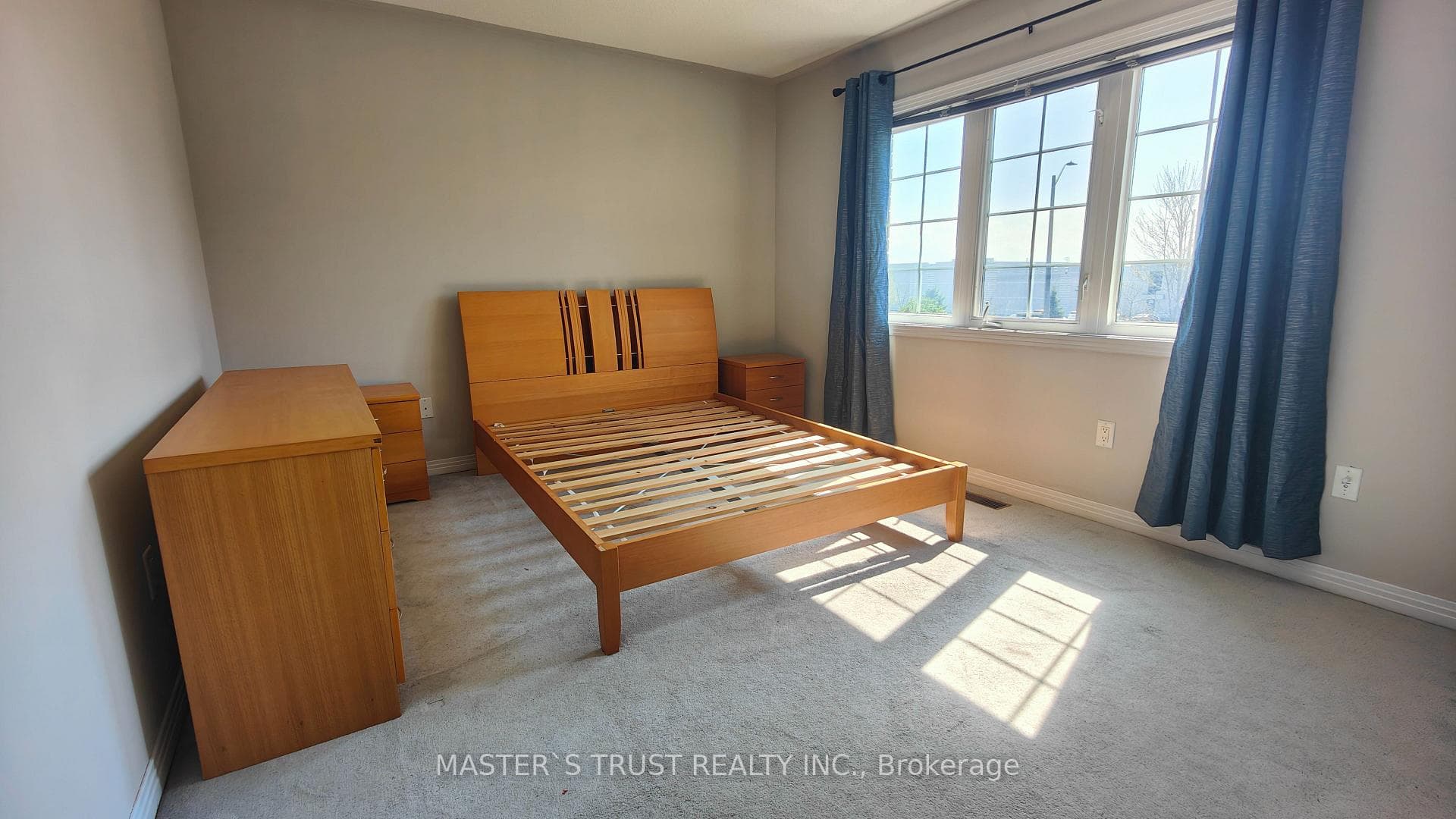 66 Starhill Crescent photo 11
