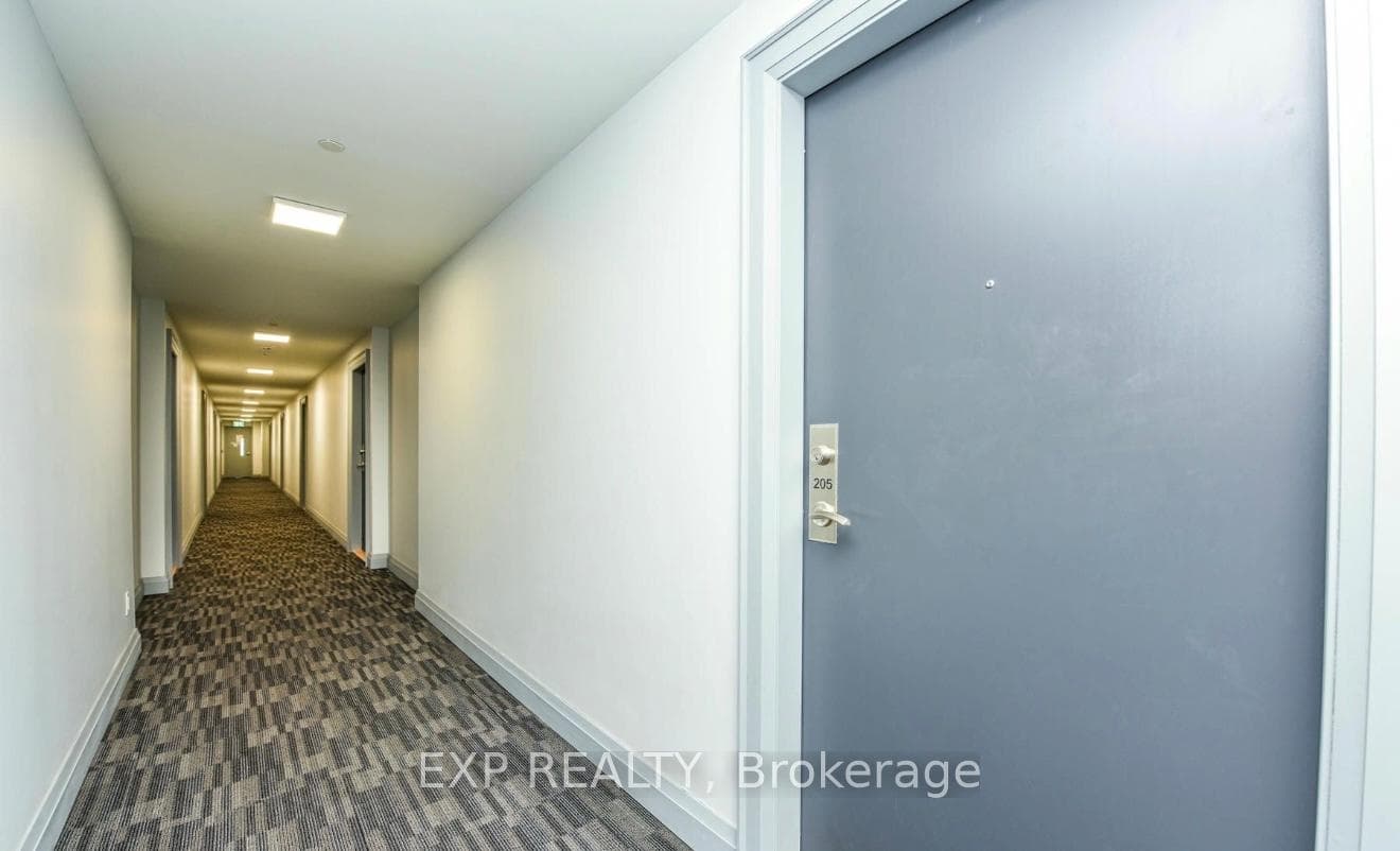 95 ATTMAR Drive Unit 205 photo 3
