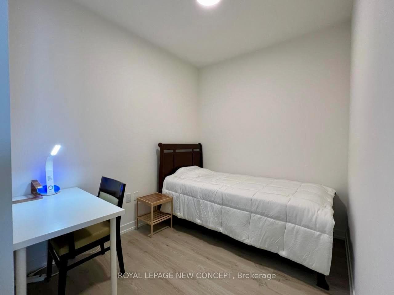 138 Downes Street Unit 7302 photo 9