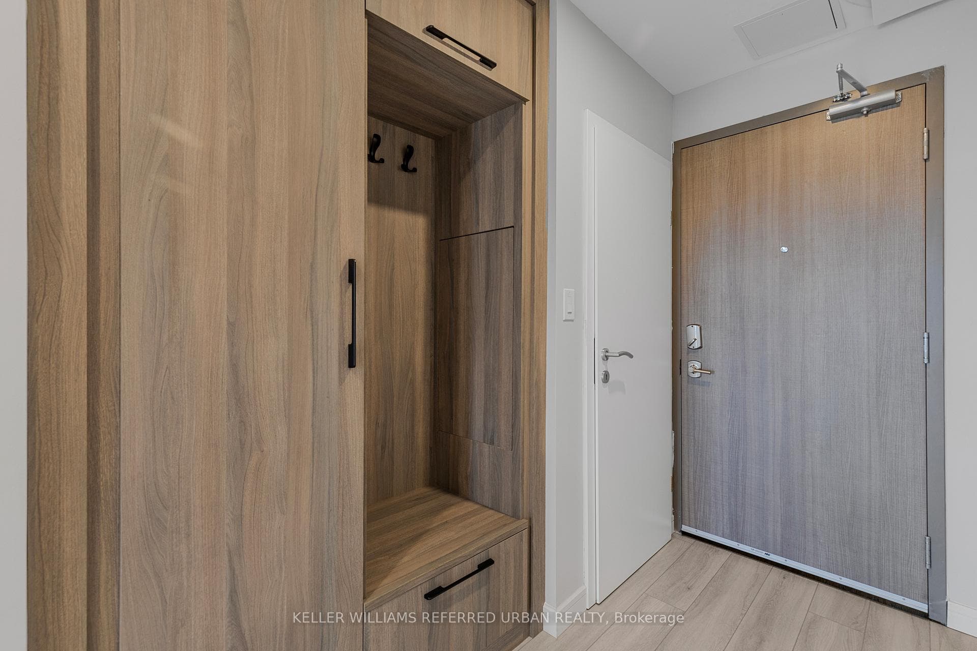 20 George Street Unit 2905 photo 5