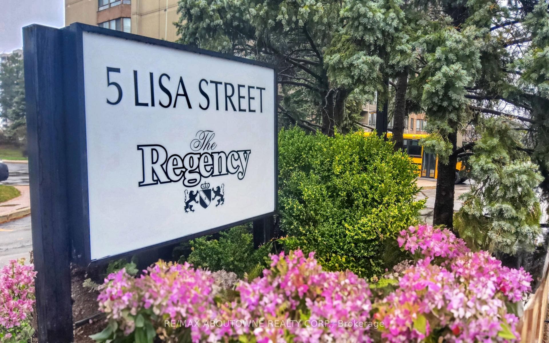 5 Lisa Street Unit 501 photo 1