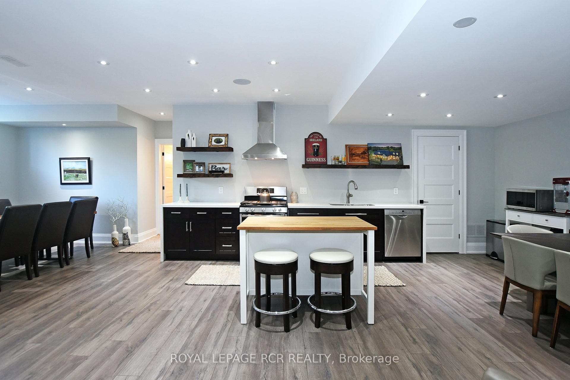 56 Stonegate Street photo 30