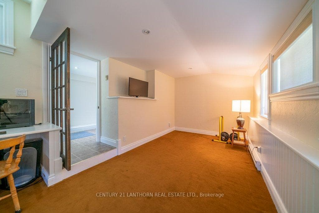 10 Cowan Road photo 6