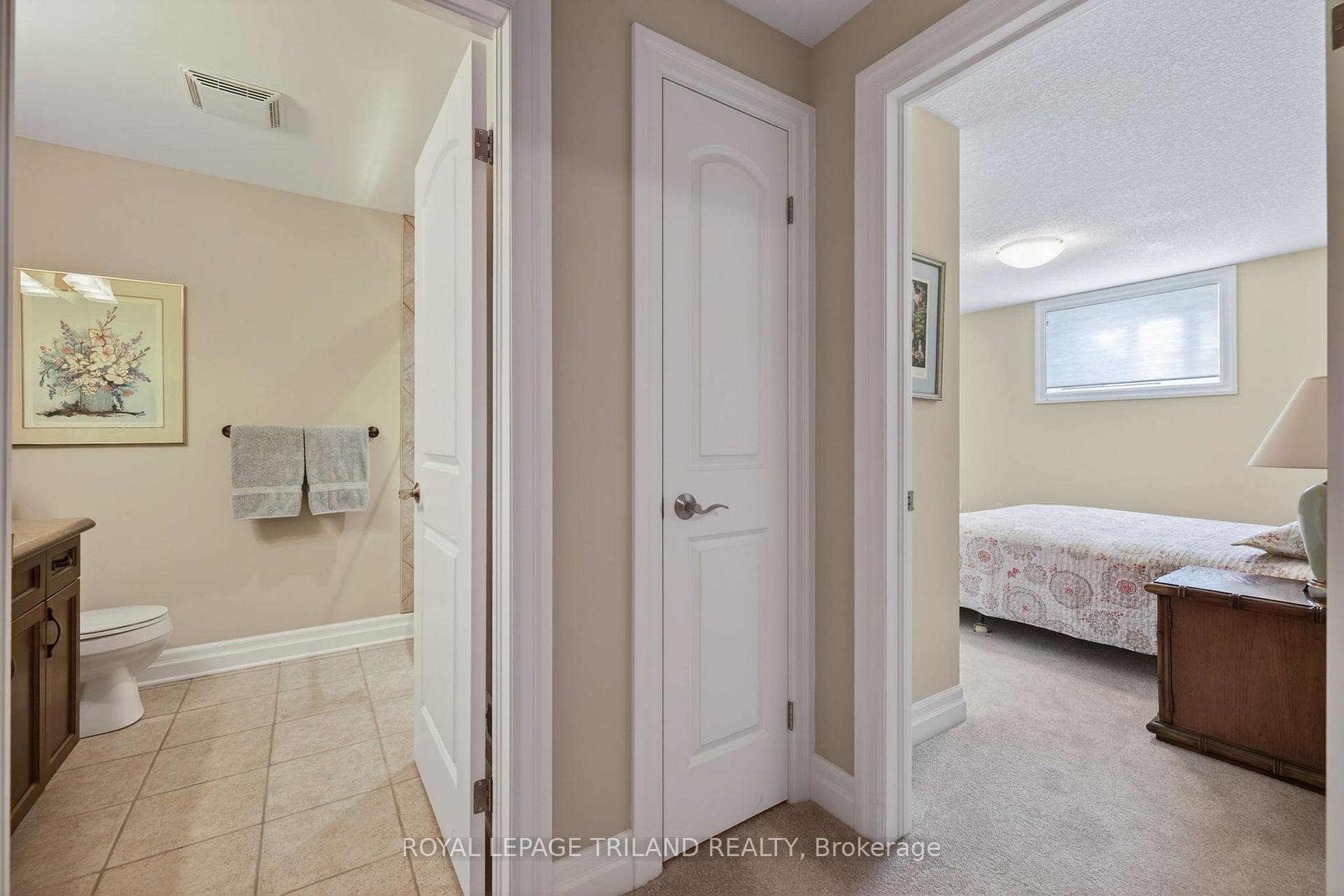 3278 Colonel Talbot Road Unit 202 photo 34