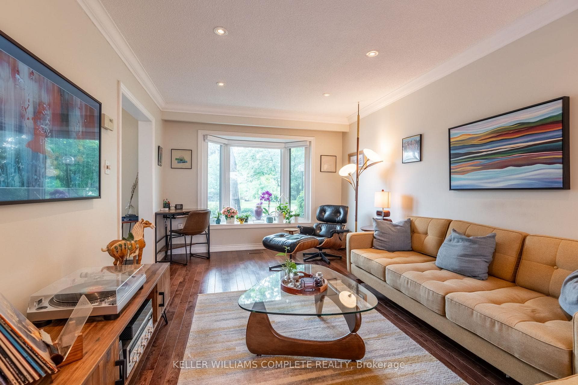 5475 Lakeshore Road Unit 106 photo 15