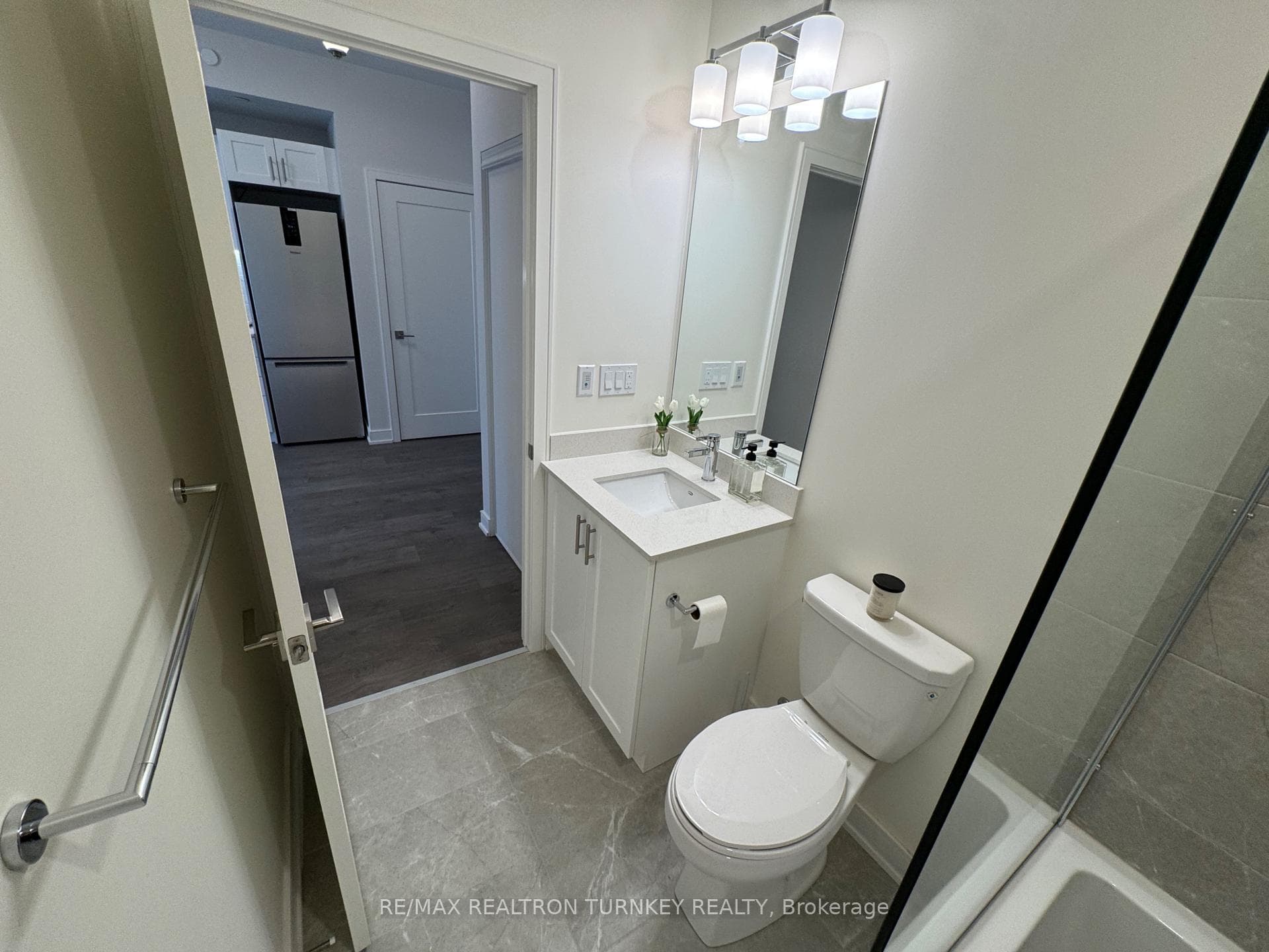 715 Davis Drive Unit 905 photo 28