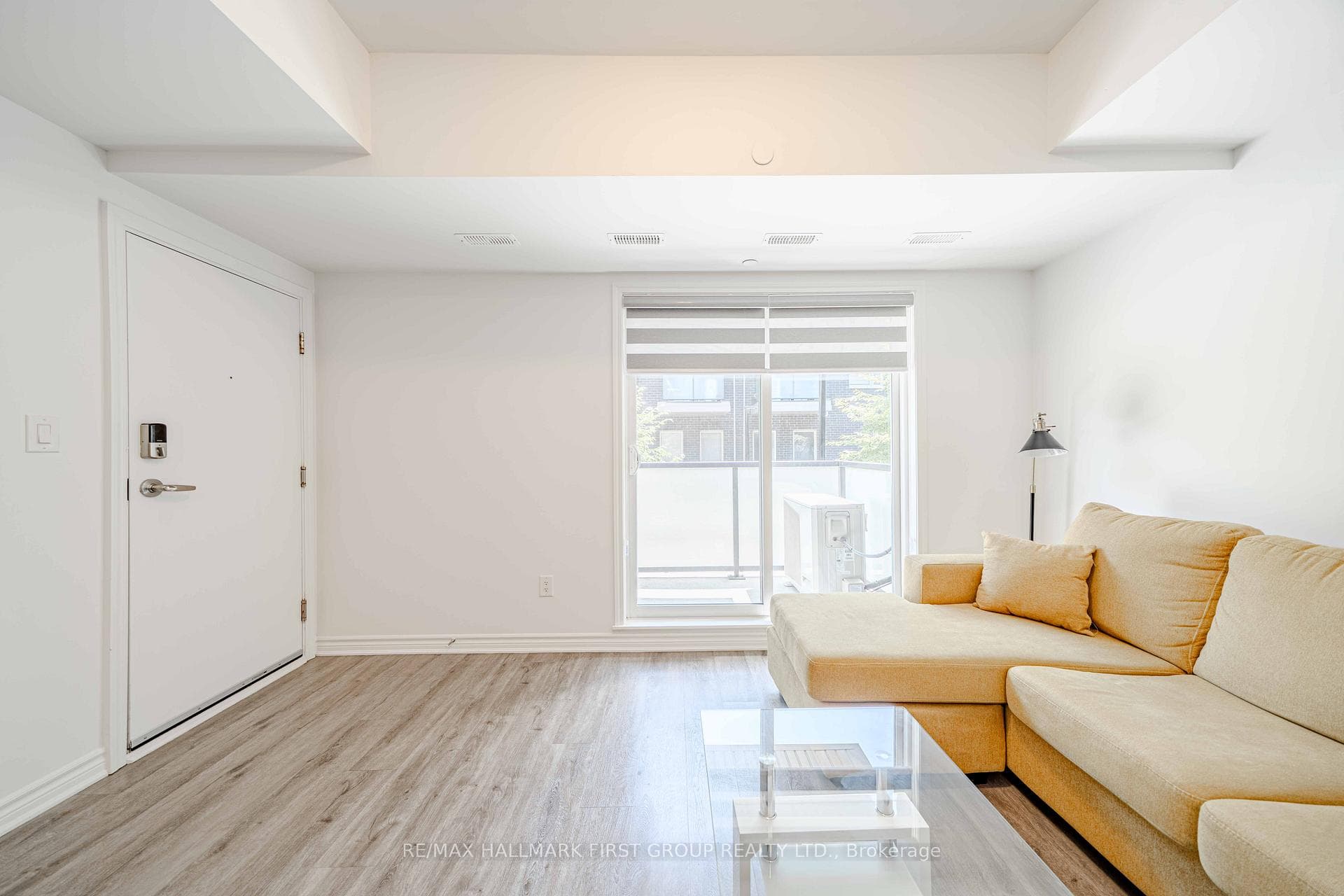 2789 Eglinton Avenue Unit 405 photo 10