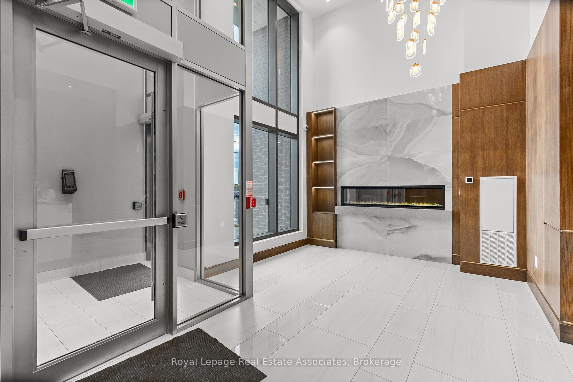 2782 Barton Street Unit 1218 photo 2