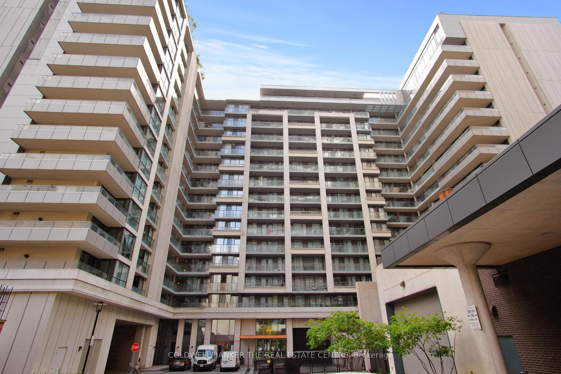 111 Elizabeth Street Unit 1118 photo 2