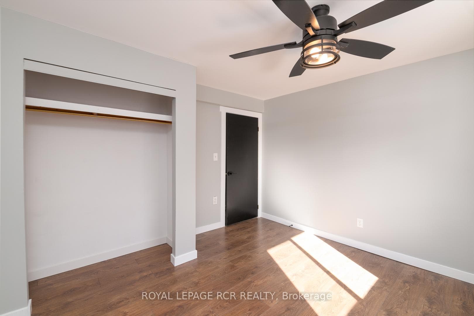 2465 Harmony Road photo 10