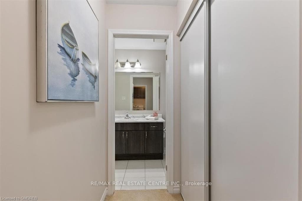 47 Postmaster Drive photo 22