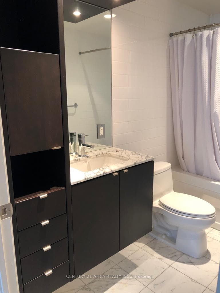 1430 Yonge Street Unit 505 photo 9
