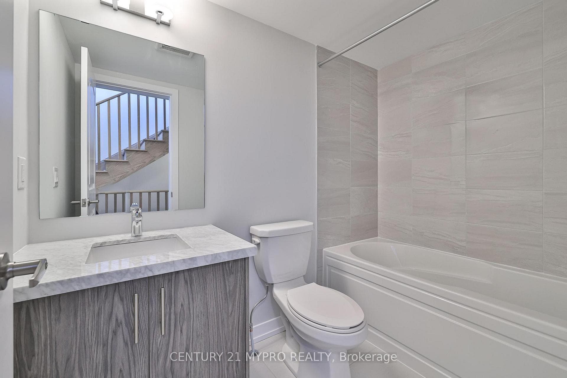 16 Gothenburg Lane photo 19