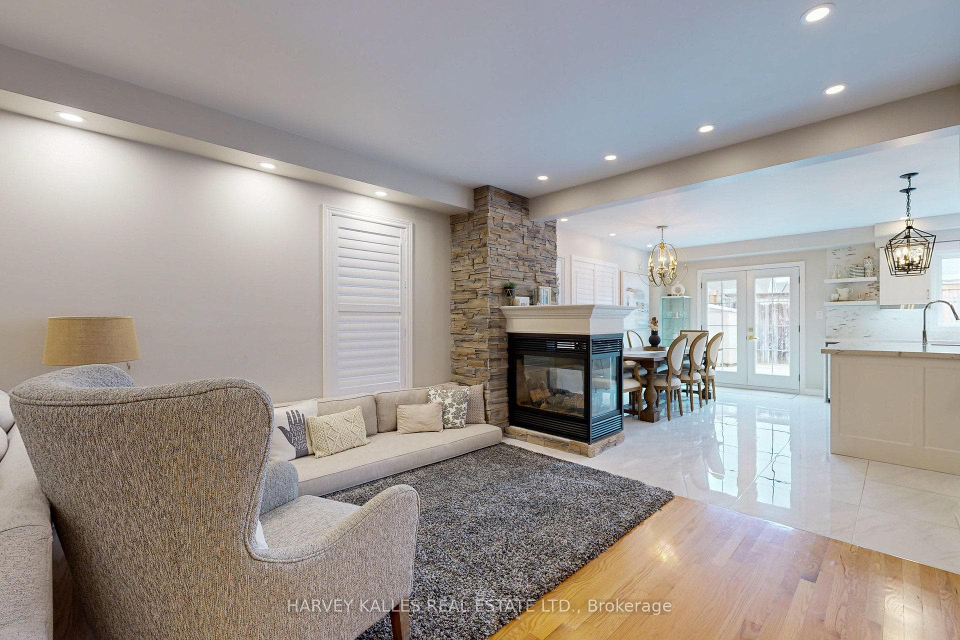 9 Agostino Crescent photo 6