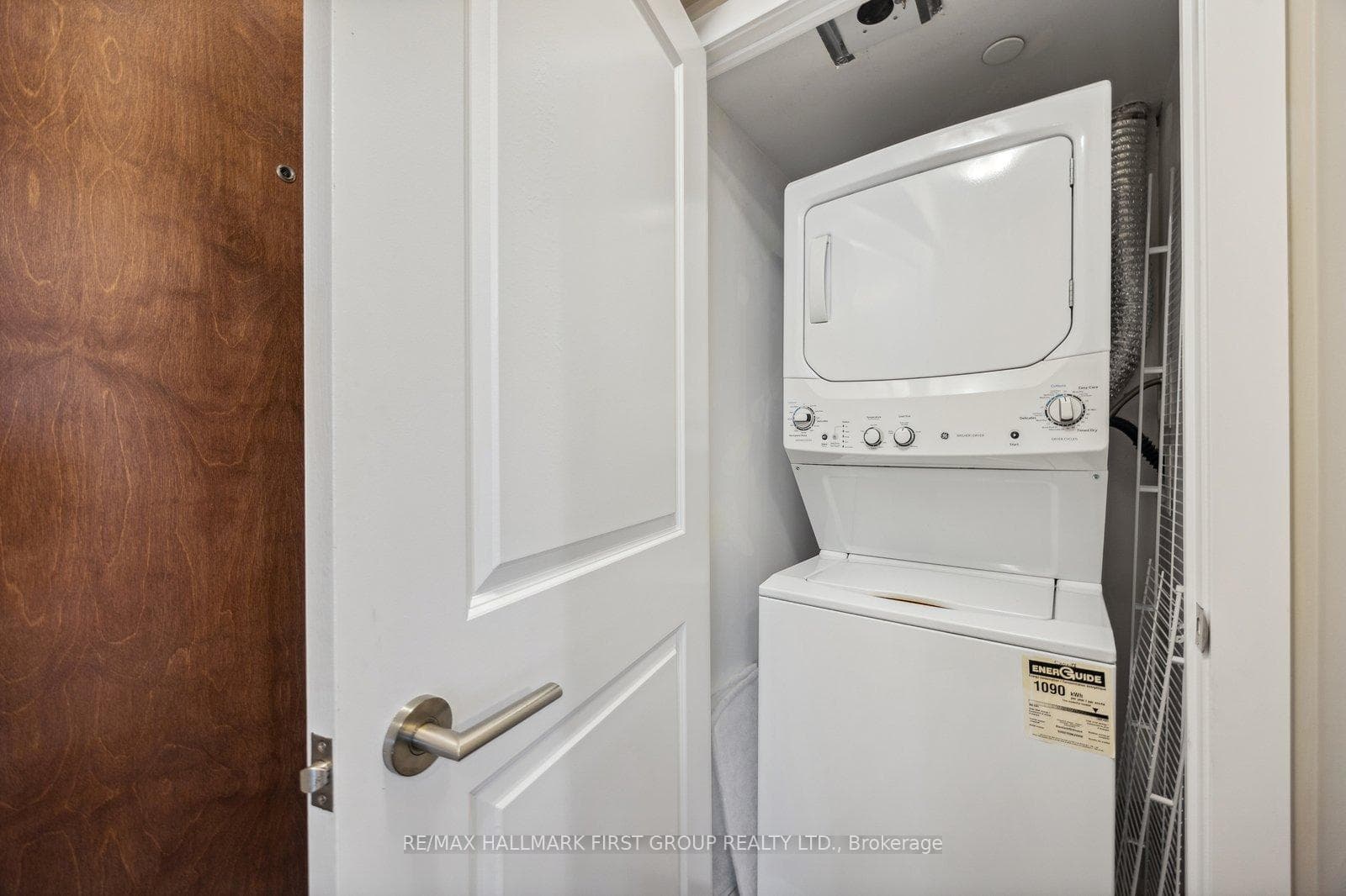1215 Bayly Street Unit 1304 photo 17