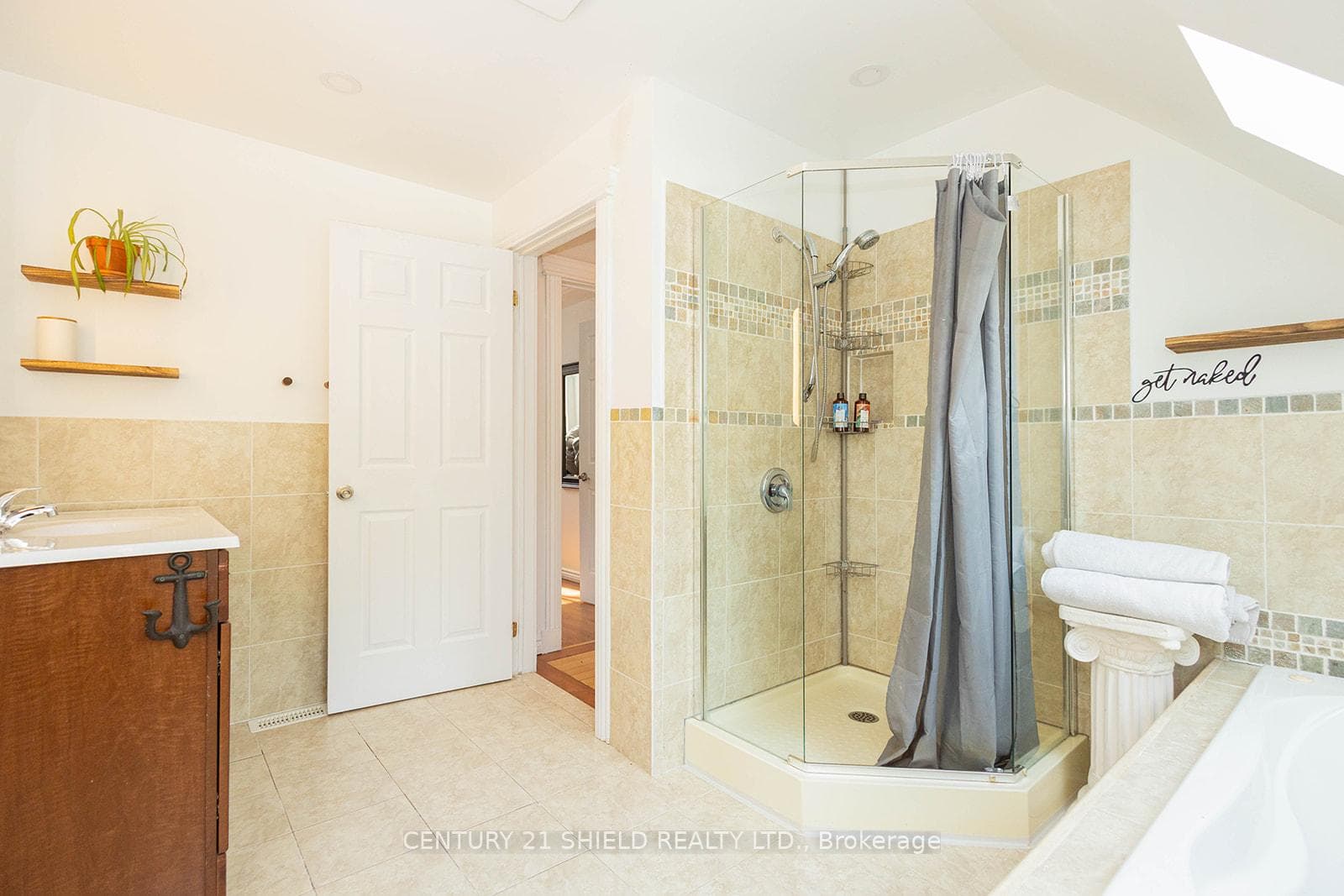 21857 CONCESSION RD 9 Road photo 24