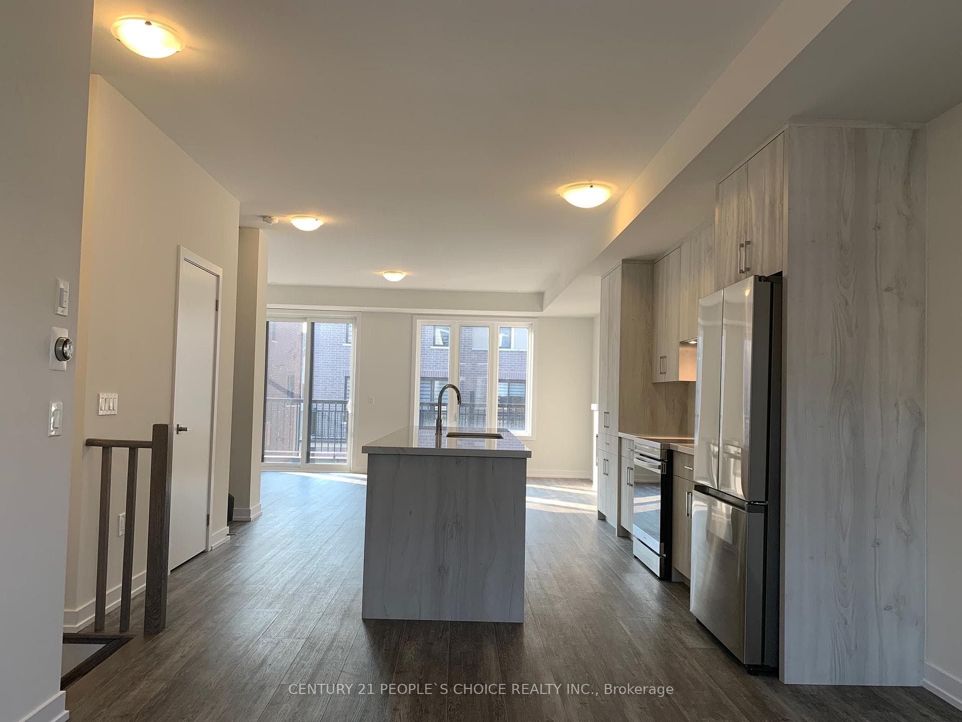 1347 Kobzar Drive photo 13