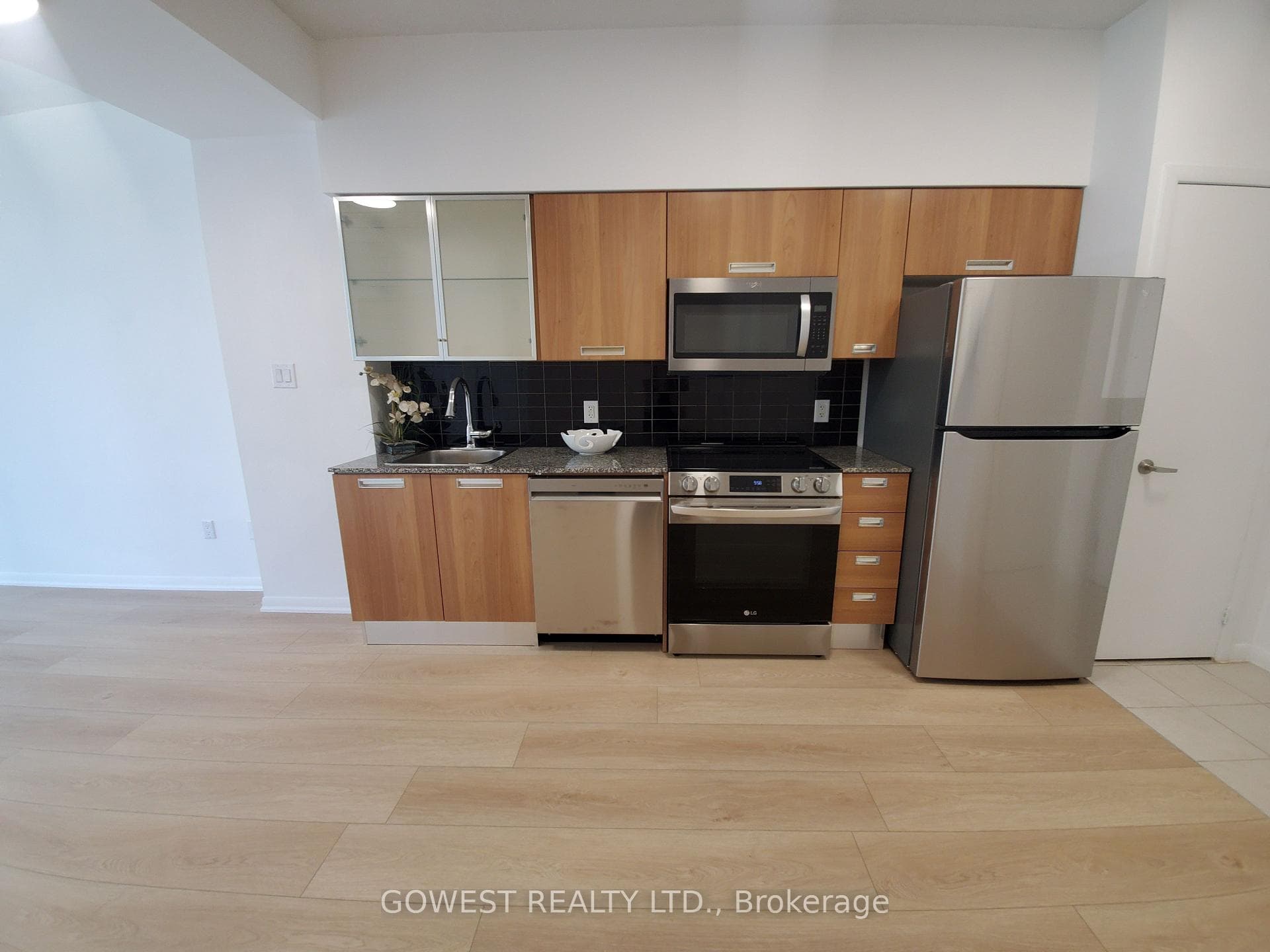 38 Grenville Street Unit 2110 photo 14
