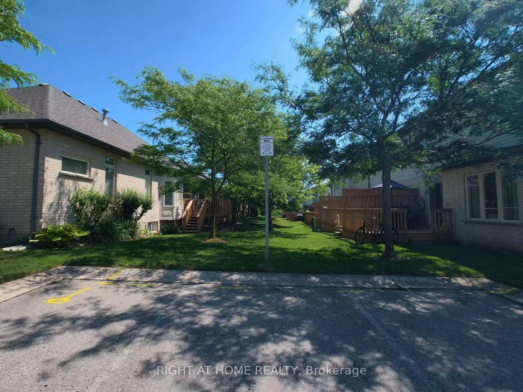 505 Blue Jay Drive Unit 75 photo 2
