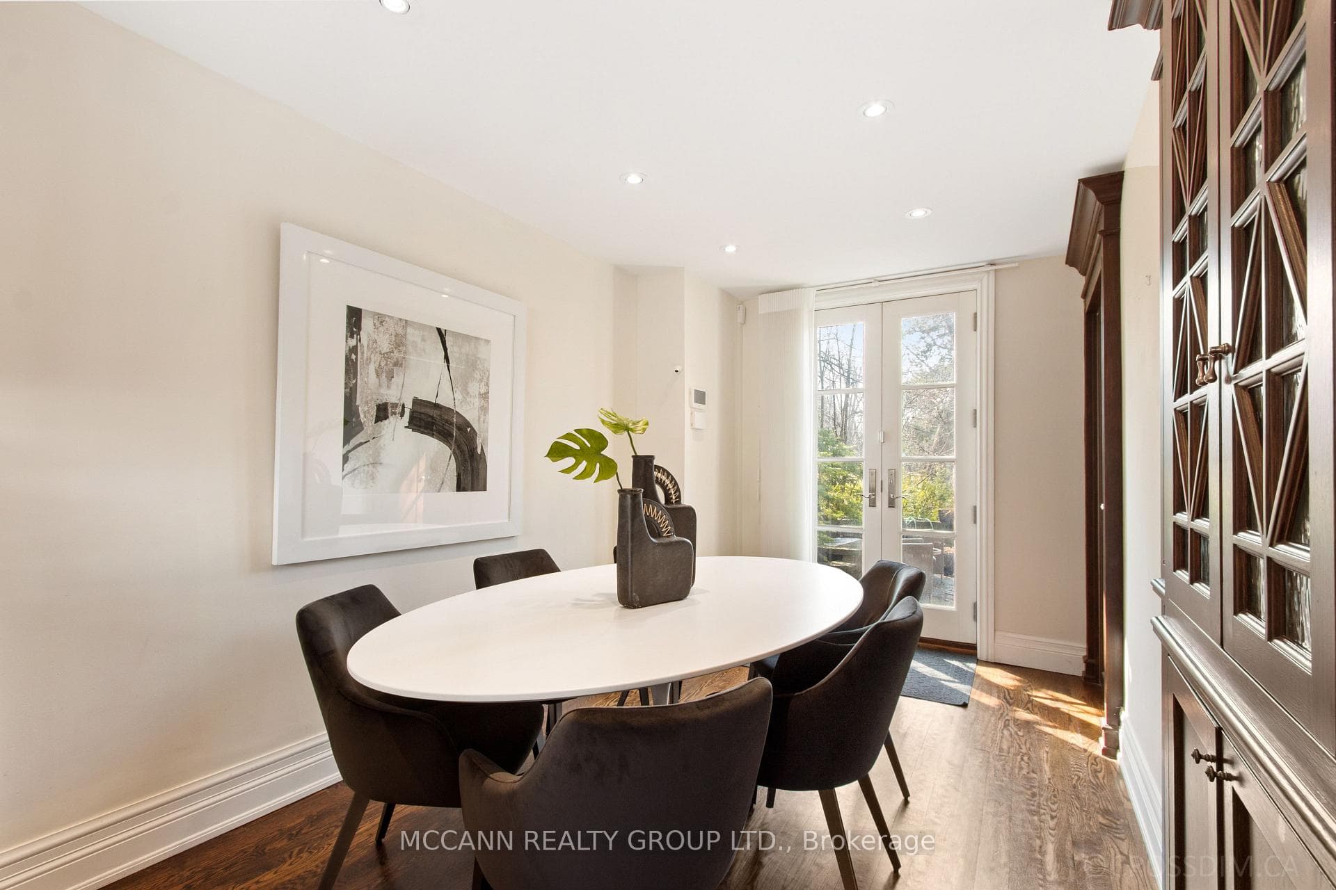 27 Strathgowan Crescent photo 21