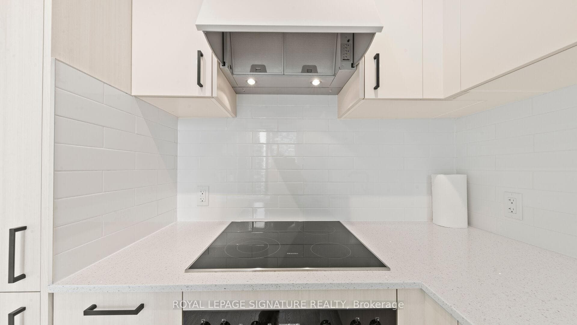 1 Quarrington Lane Unit 1804 photo 11