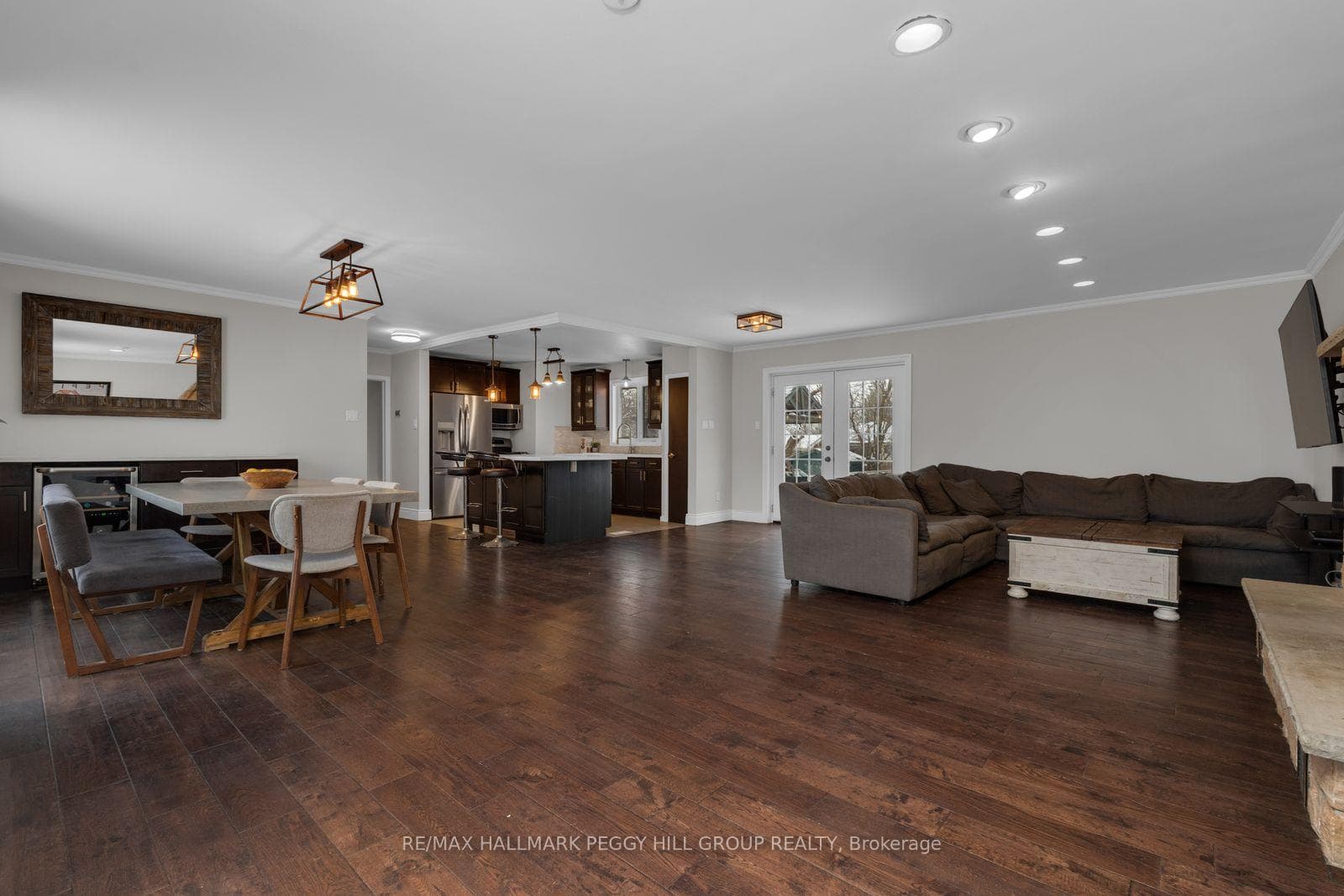 235 St Vincent Street photo 2
