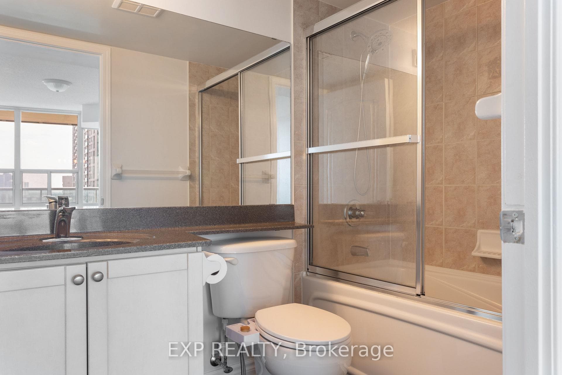 1 Elm Drive Unit 1609 photo 15