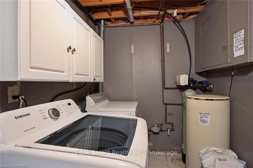 284 CHURCH Street photo 24