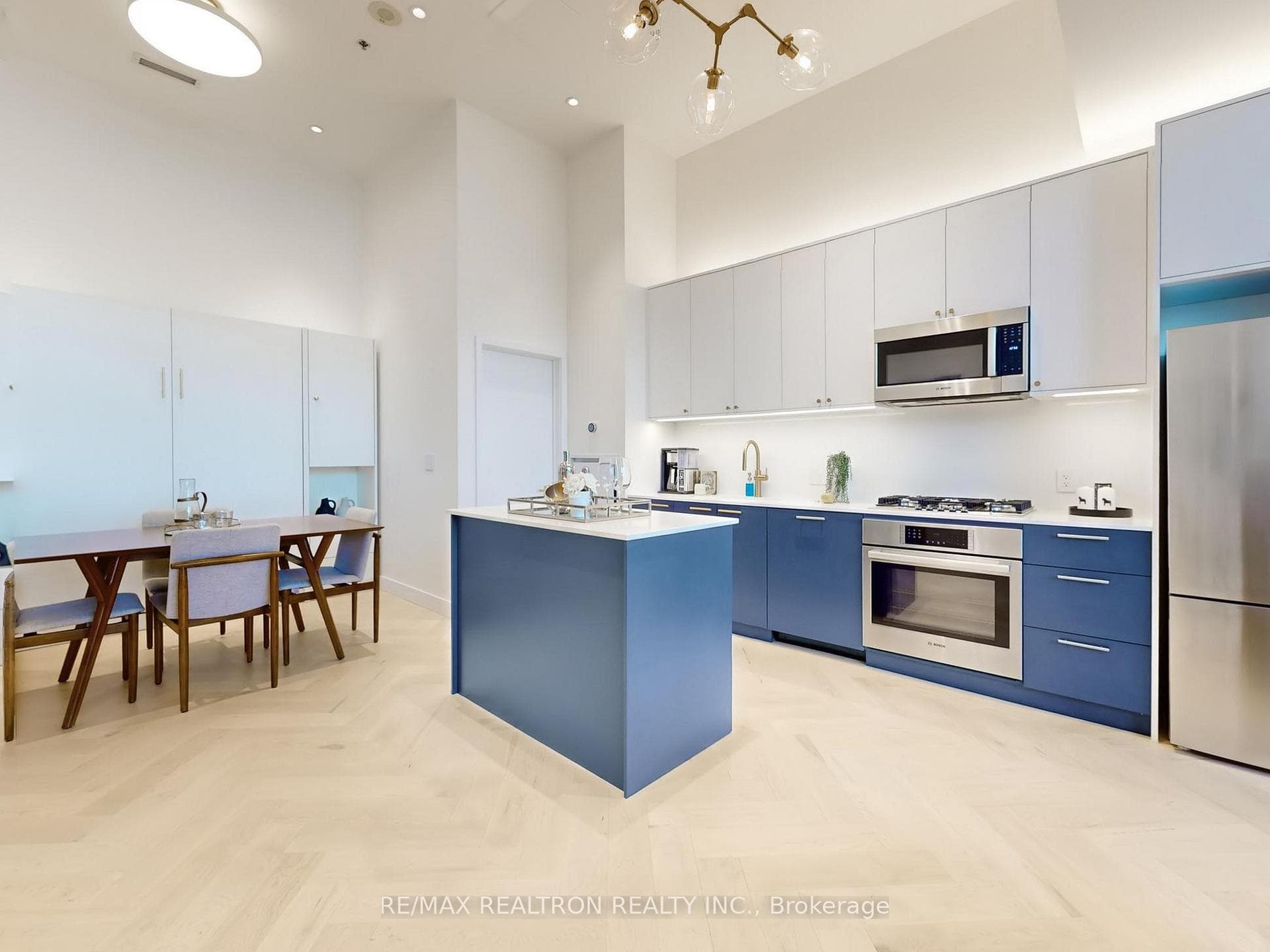 7 Peel Avenue Unit 1 photo 11