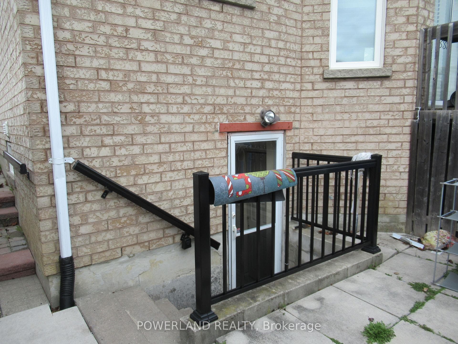 165 Coppard Avenue Unit Lower photo 6