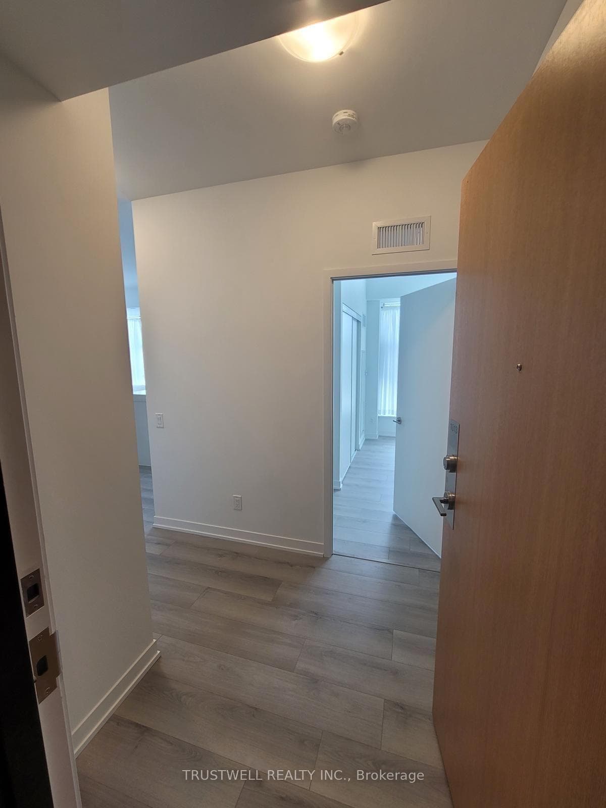 1787 St. Clair Avenue Unit 1013 photo 30