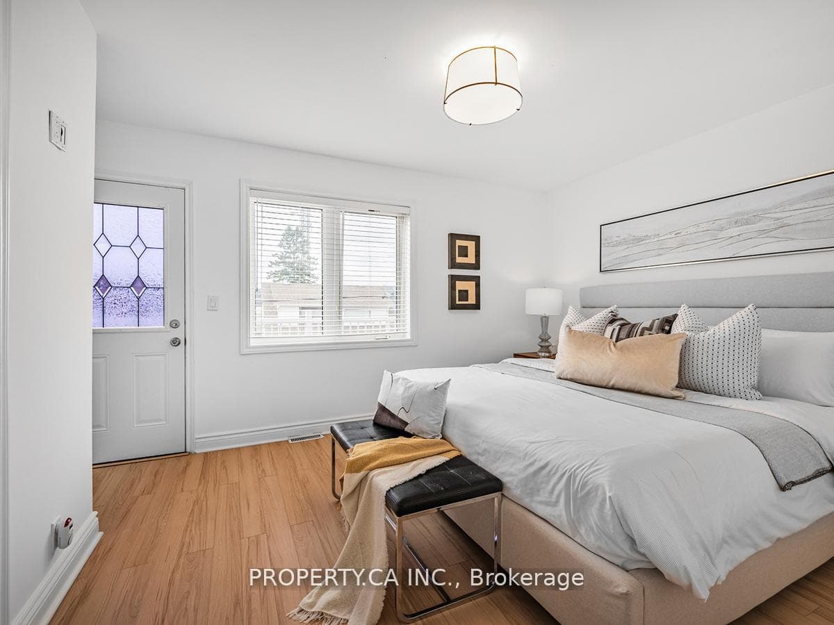 29 Gilbert Avenue photo 13