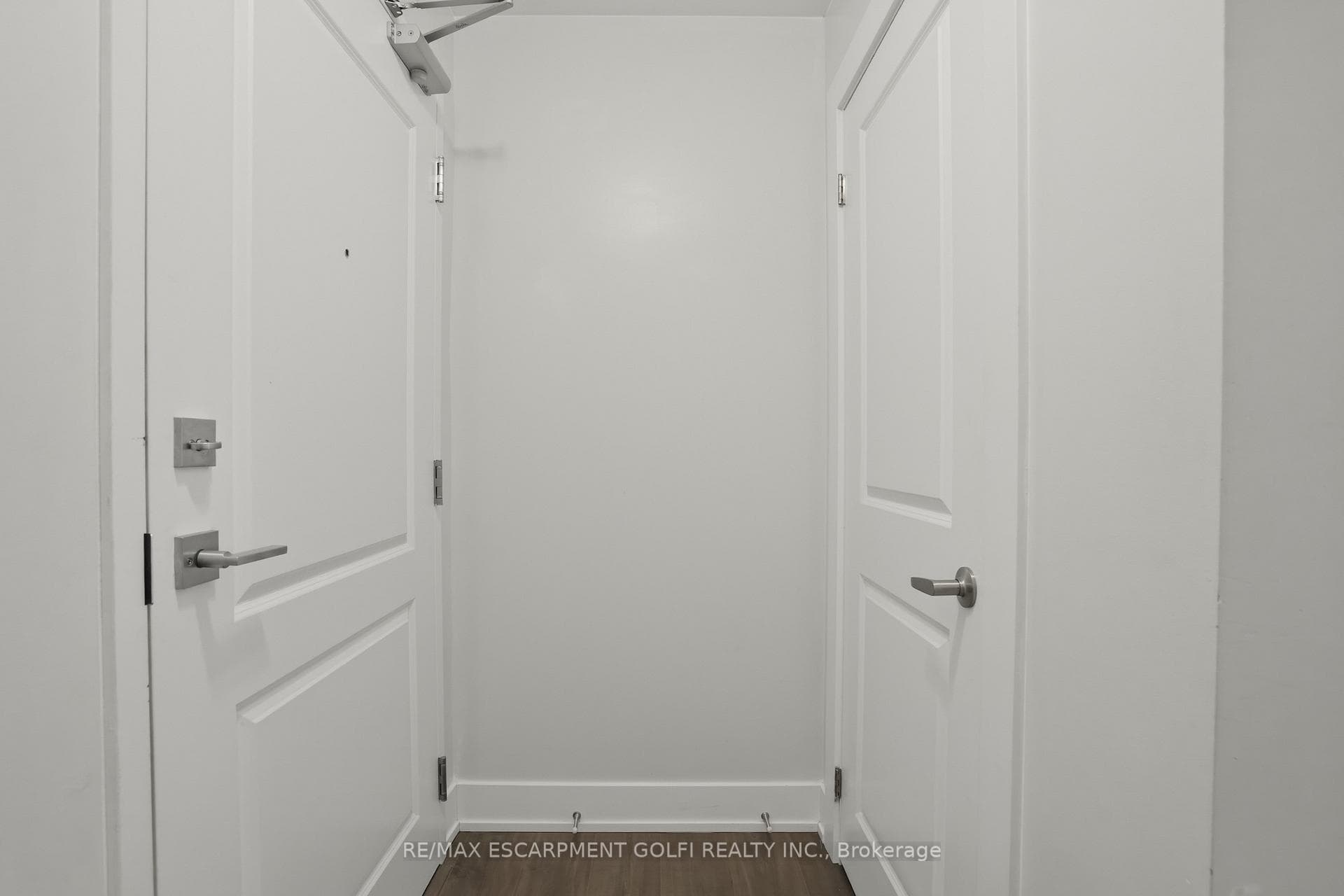 101 SHOREVIEW Place Unit 129 photo 18