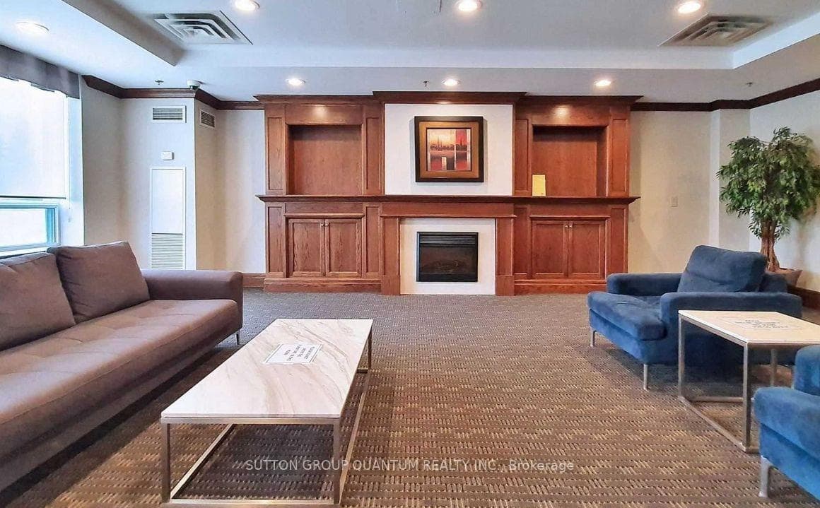 11 Oneida Crescent Unit PH5 photo 10