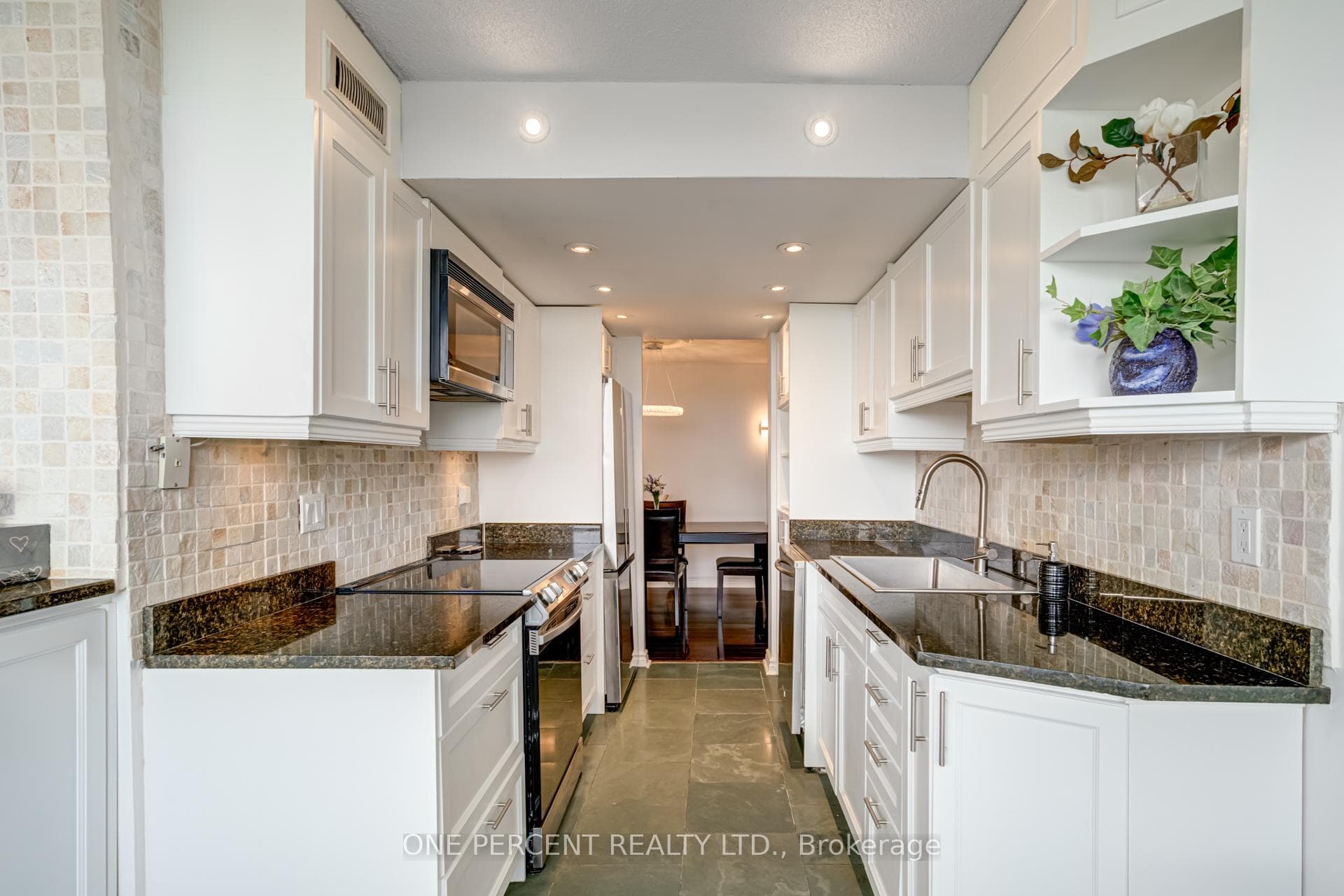 80 Antibes Drive Unit 1108 photo 26