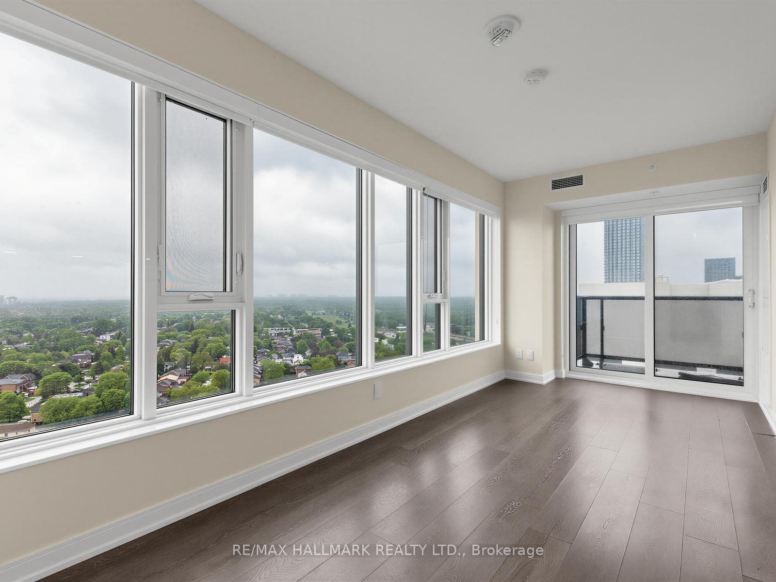 30 Samuel Wood Way Unit 2304 photo 13
