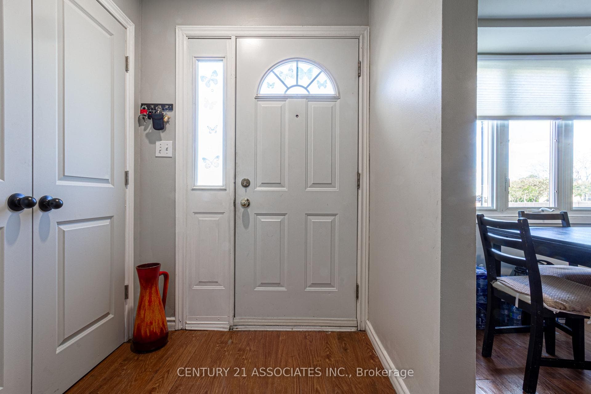 2079 The Collegeway N/A Unit 29 photo 3