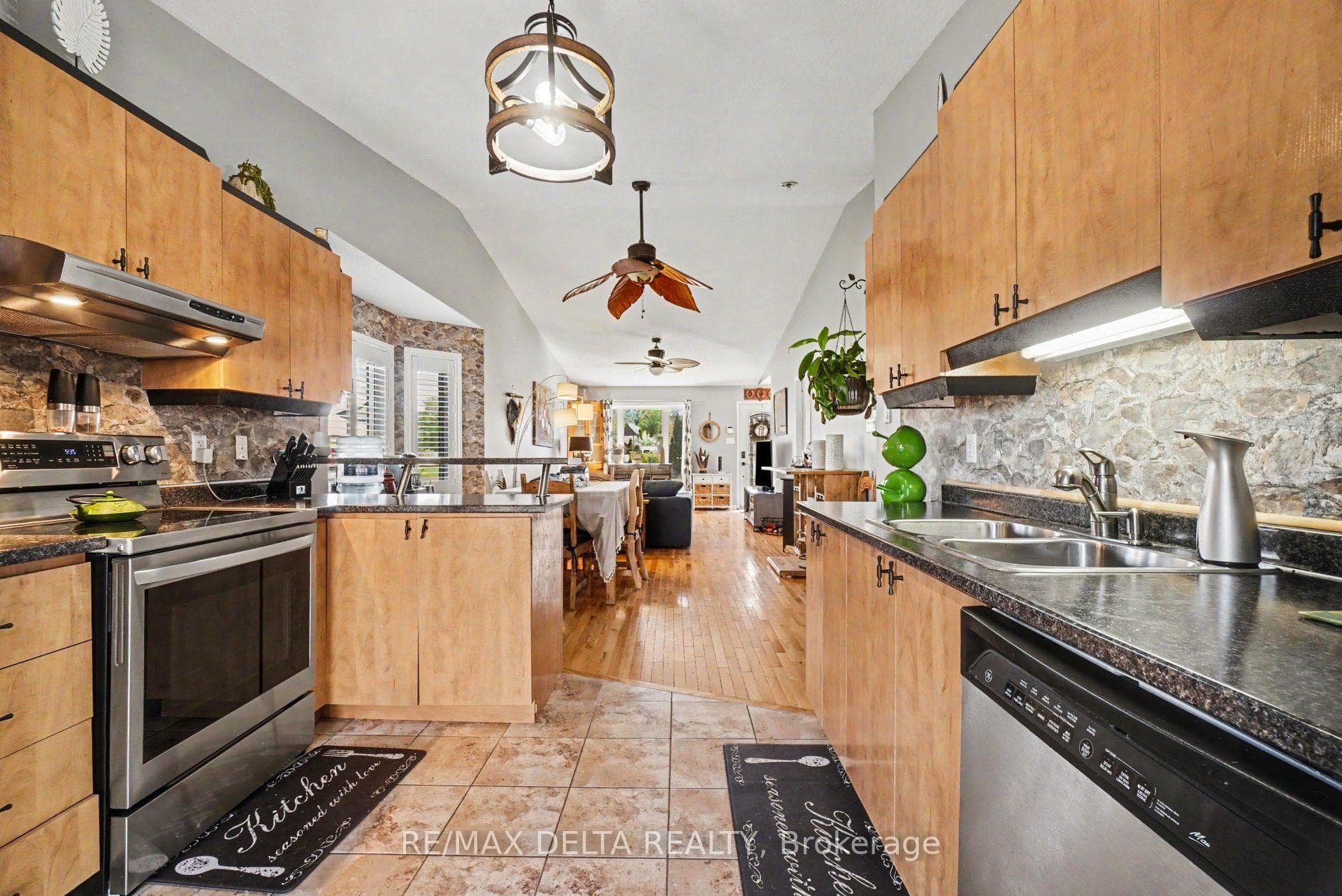 117 Panorama Avenue photo 15