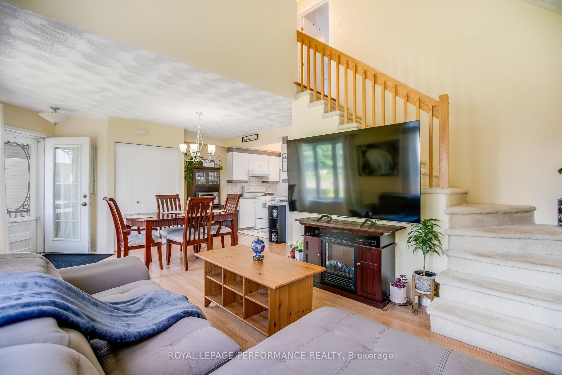 849 Pilon Street photo 28