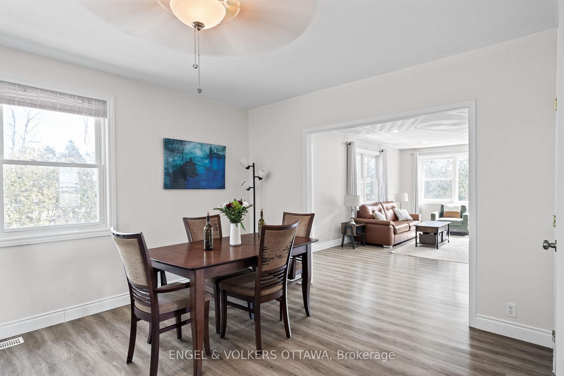 2040 York's Corners Road photo 8