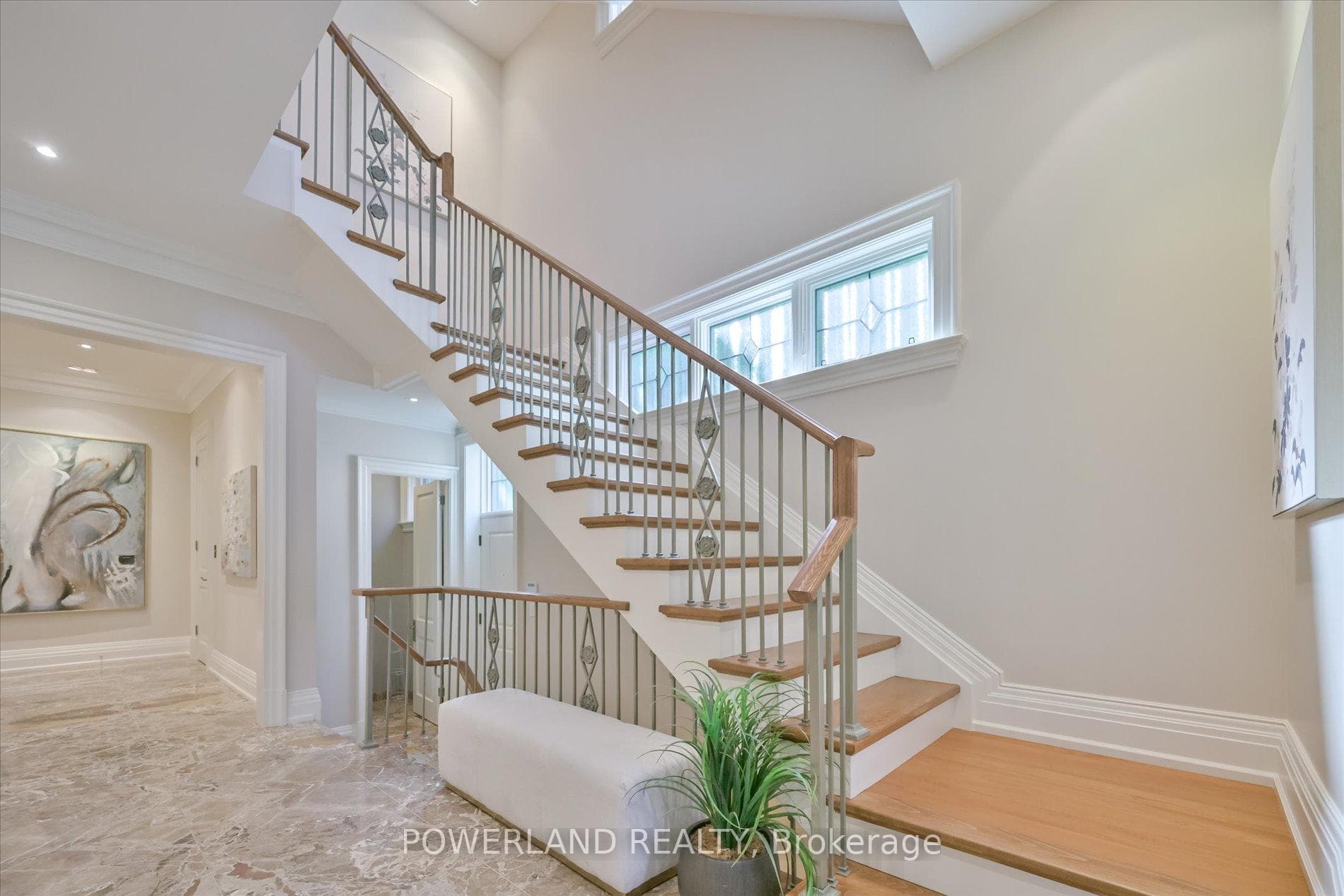 94 Inglewood Drive photo 10