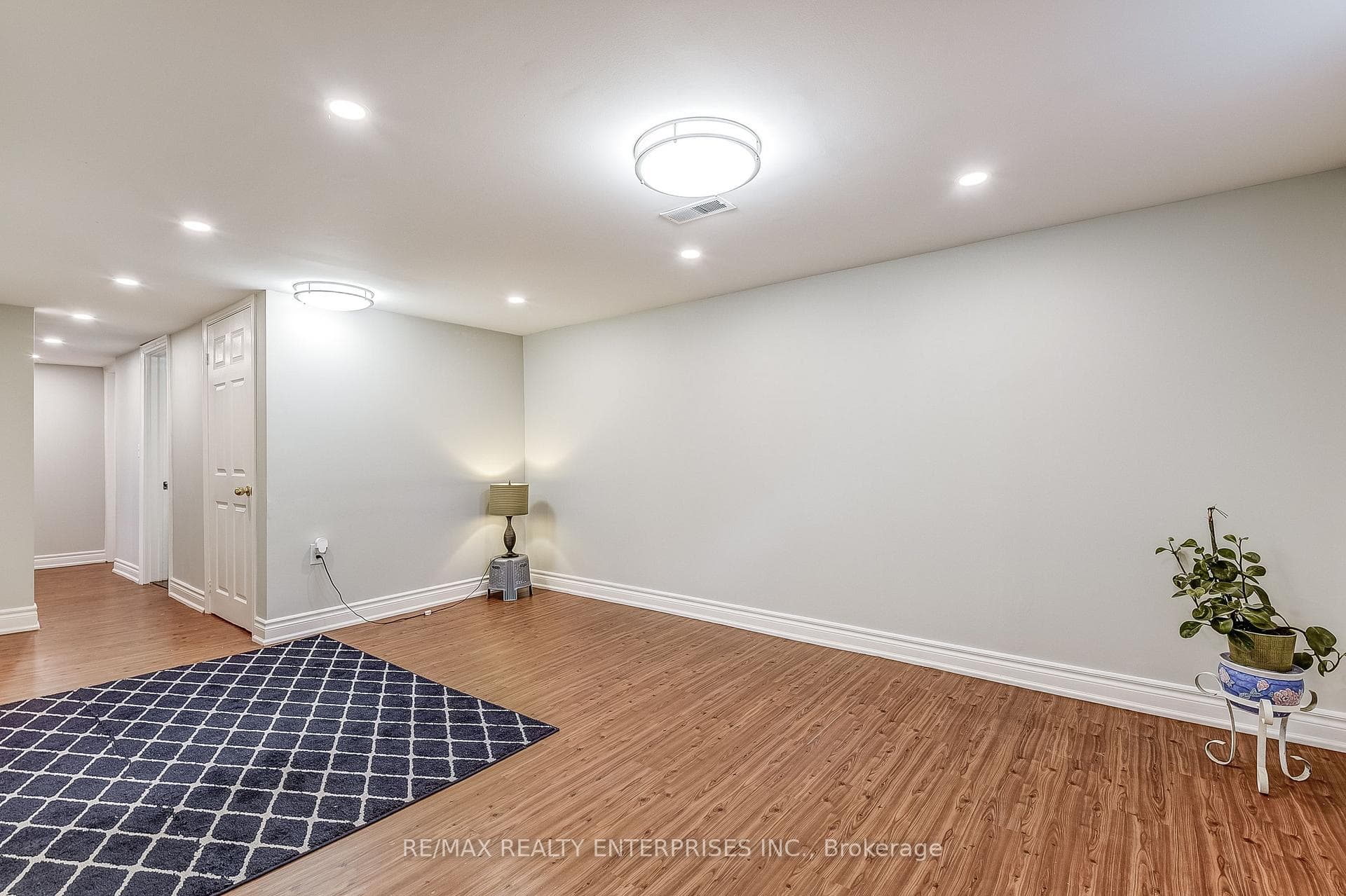 31 Chatterton Boulevard photo 13