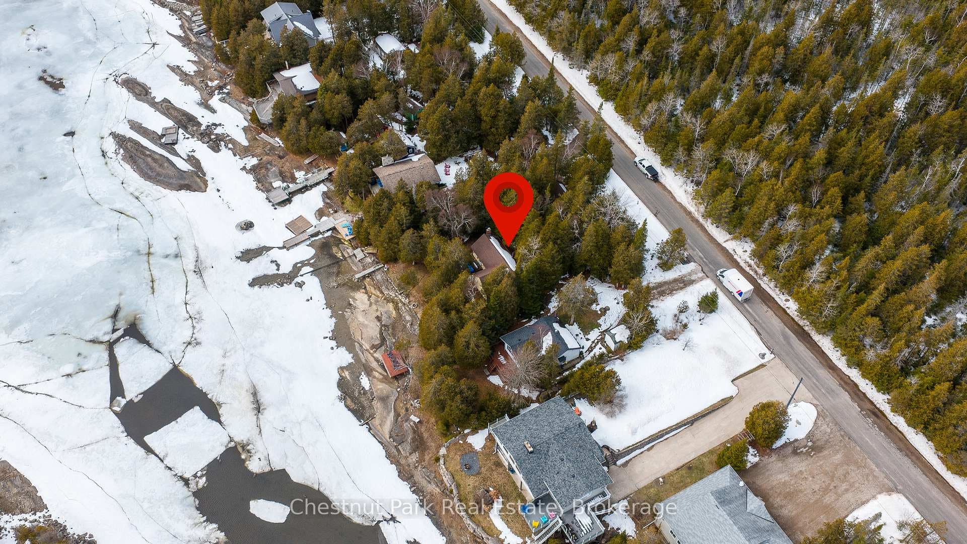 41 Simpson Avenue photo 9