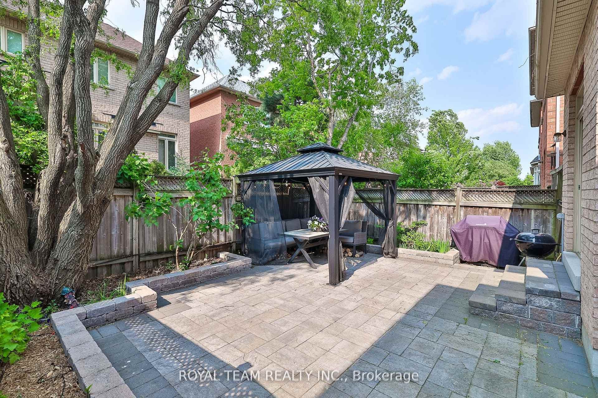 76 Degas Drive photo 25