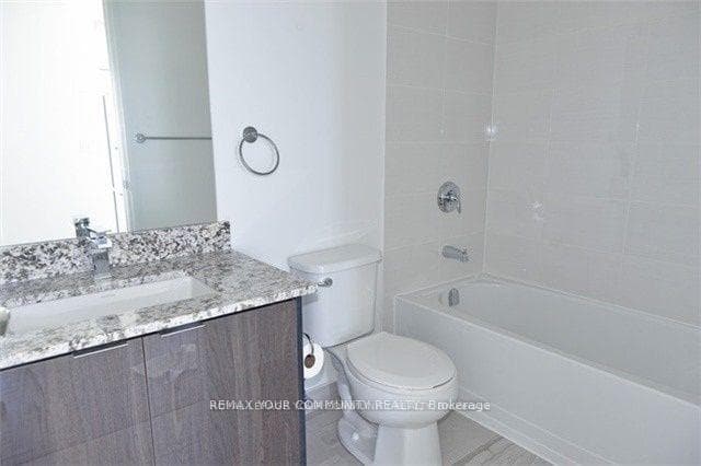 2910 Highway 7 Road Unit 2903 photo 10