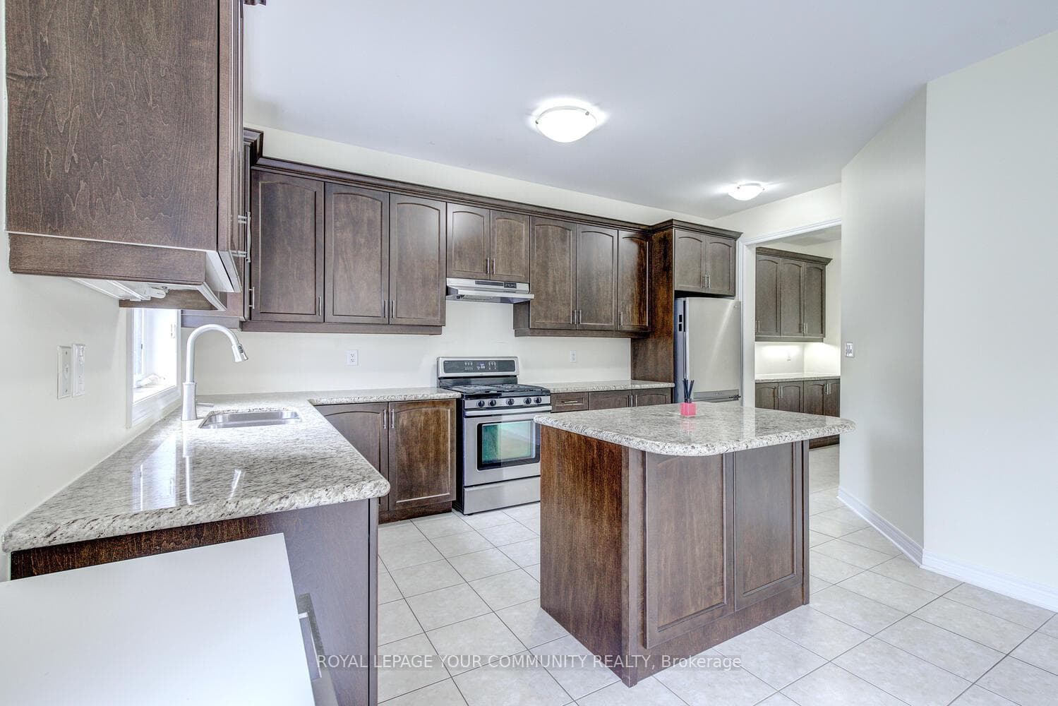 49 Maple Valley Road photo 8