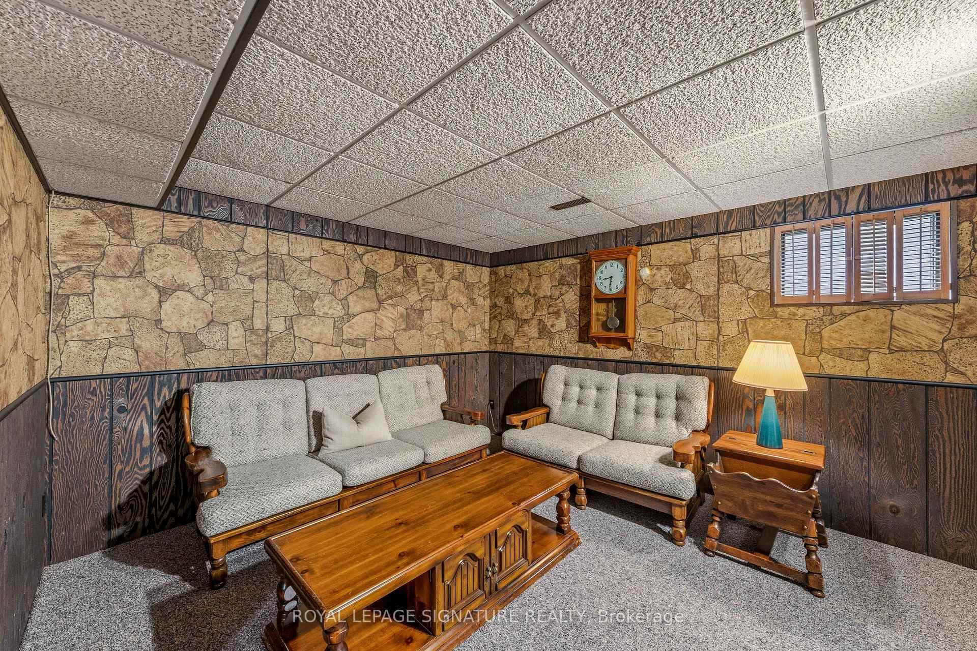 Lower Level Rec Room, Broadloom
